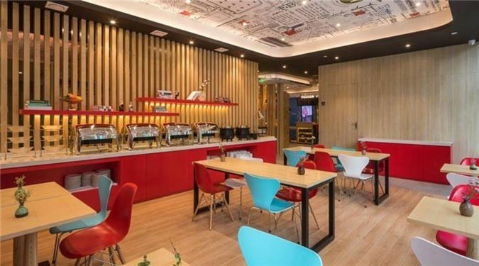 Ibis Urumqi Weixing Square Hotel Eksteriør bilde